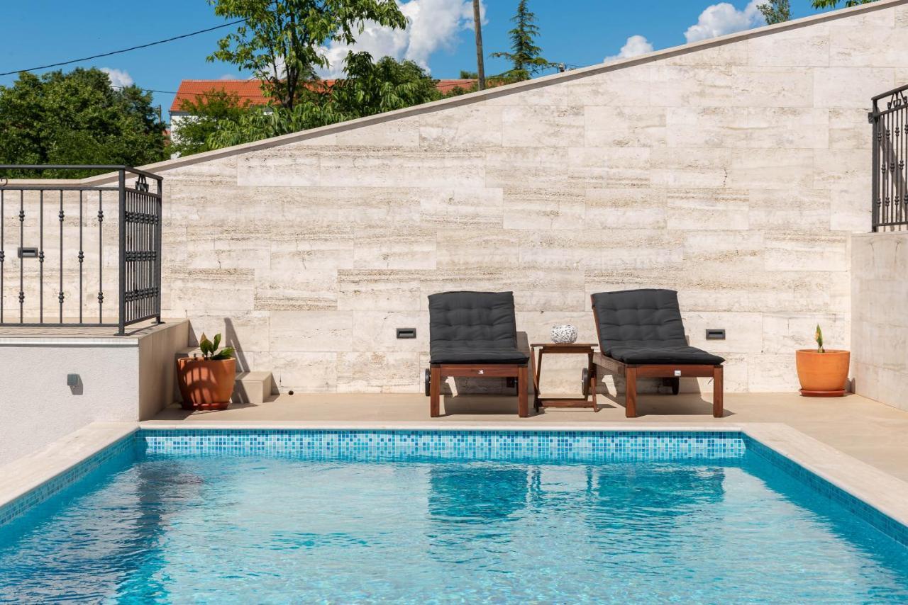 Modern Rustic Villa Kate Benkovac Exterior photo